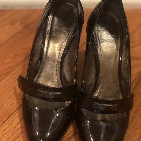 Shoes - Picture 12 of 13